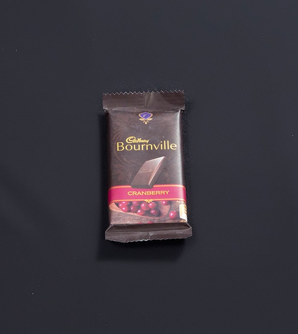Buy Cadbury Bournville Cranberry 33gm Online