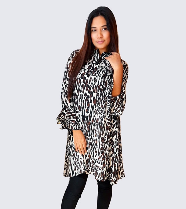 Buy Women's Fashionable Tops Black & White Online