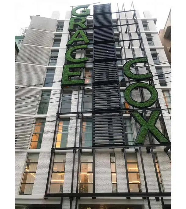Buy Grace Cox Smart Hotel Couple Room 1 Night Package During Weekdays Online