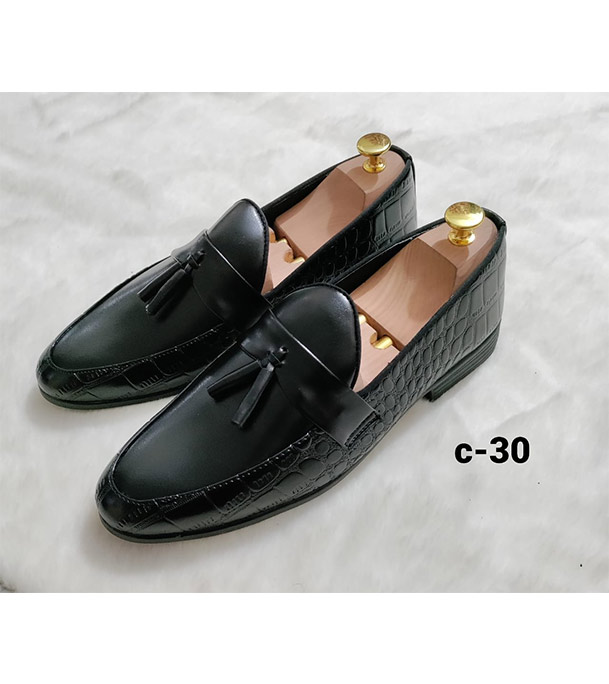 Buy Men's Exclusive Formal And Casual Shoe at Best Price In Bangladesh