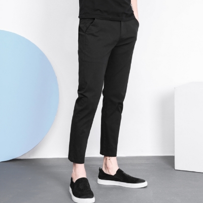 Picture of Men’s Slim-Fit Chino Gabardine Pants Deep Black