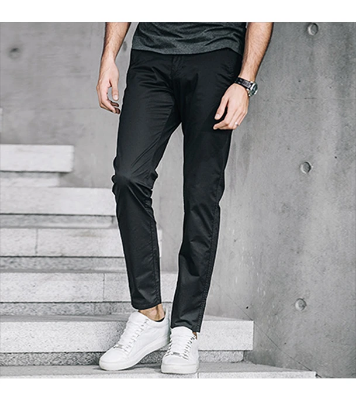 Picture of Men’s Slim-Fit Chino Gabardine Pants Deep Black
