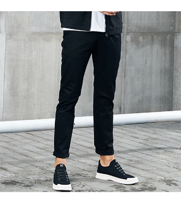 Picture of Men’s Slim-Fit Chino Gabardine Pants Deep Black