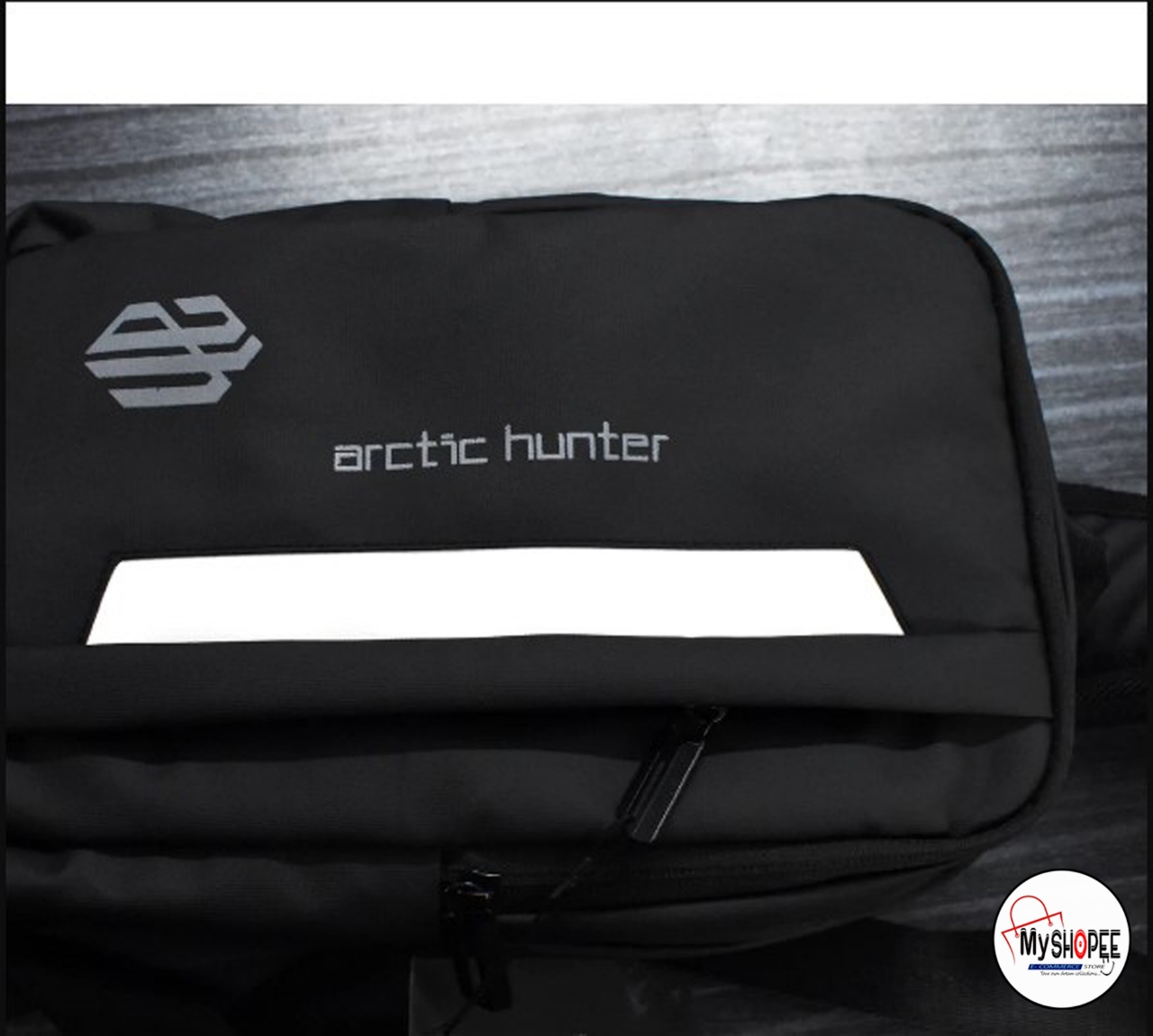 Picture of MY SHOPEE BD artic hunter Fan's made addition Men's Shoulder  Waterproof Oxford Cross Body Chest Bags Double Layer Zipper High-Capacity Messenger Bag Fanny Pack Sling  bag Premium Canvas Multi Compartment Chest Pack for Casual Travel Bag  made in banglade