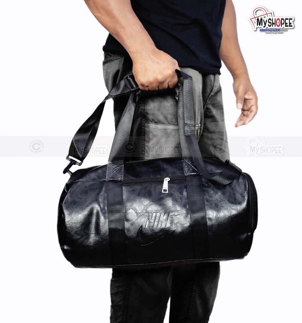 Picture of Sports and Gym Bag - 16/8 inch Fitness Gym Bag /Mountain 18 Litter Duffel Bag / PU leather  Gym Bag for Men and Women -MY SHOPEE BD