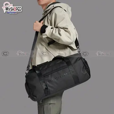 Picture of 18 inch Travel  gym & sports Duffel bag Arctic Hun-ter Tough Men Series Waterproof Anti-Theft Duffel Gym Bag My SHOPEE Exclusive Addition