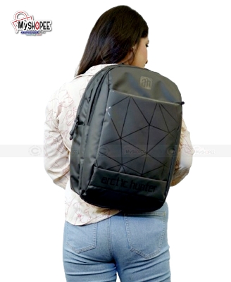 Picture of 15 Inch Stylish Water Resistant Arctic Hunter Fan's made addition Bag  Laptop Backpack for all