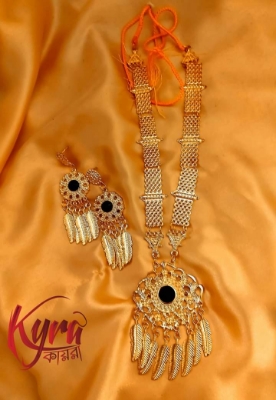 Picture of Wonderful Design Fashionable Popular Crystal Necklace Heart Love Chain Necklaces & Pendants For Women 2023 Gifts Love Drift Bottles Necklace