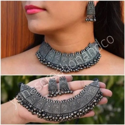 Picture of Wonderful Design Fashionable Popular Crystal Necklace Heart Love Chain Necklaces & Pendants For Women 2023 Gifts Love Drift Bottles Necklace