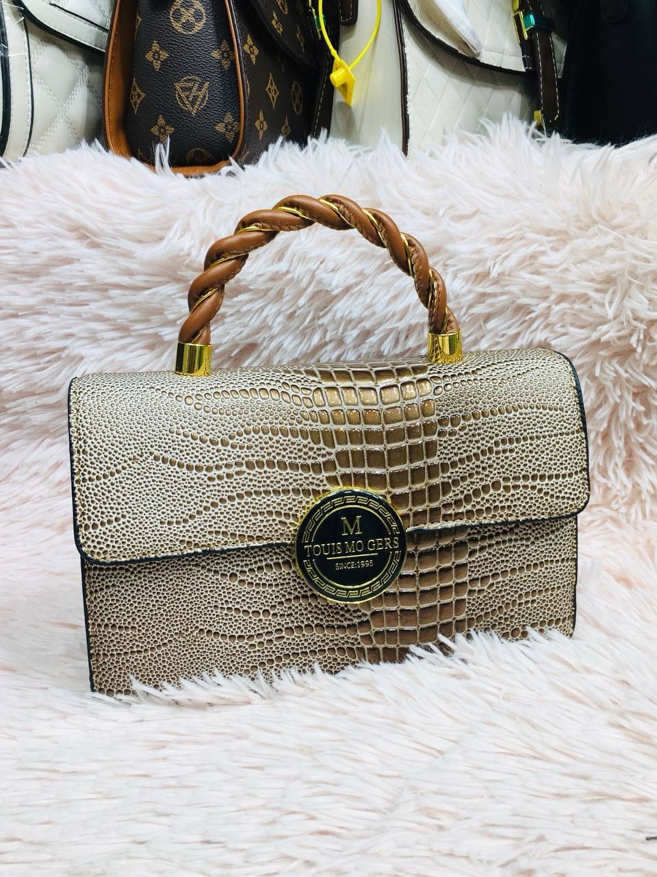 Picture of Most Beauutiful Hand Bag For Girls and Women 