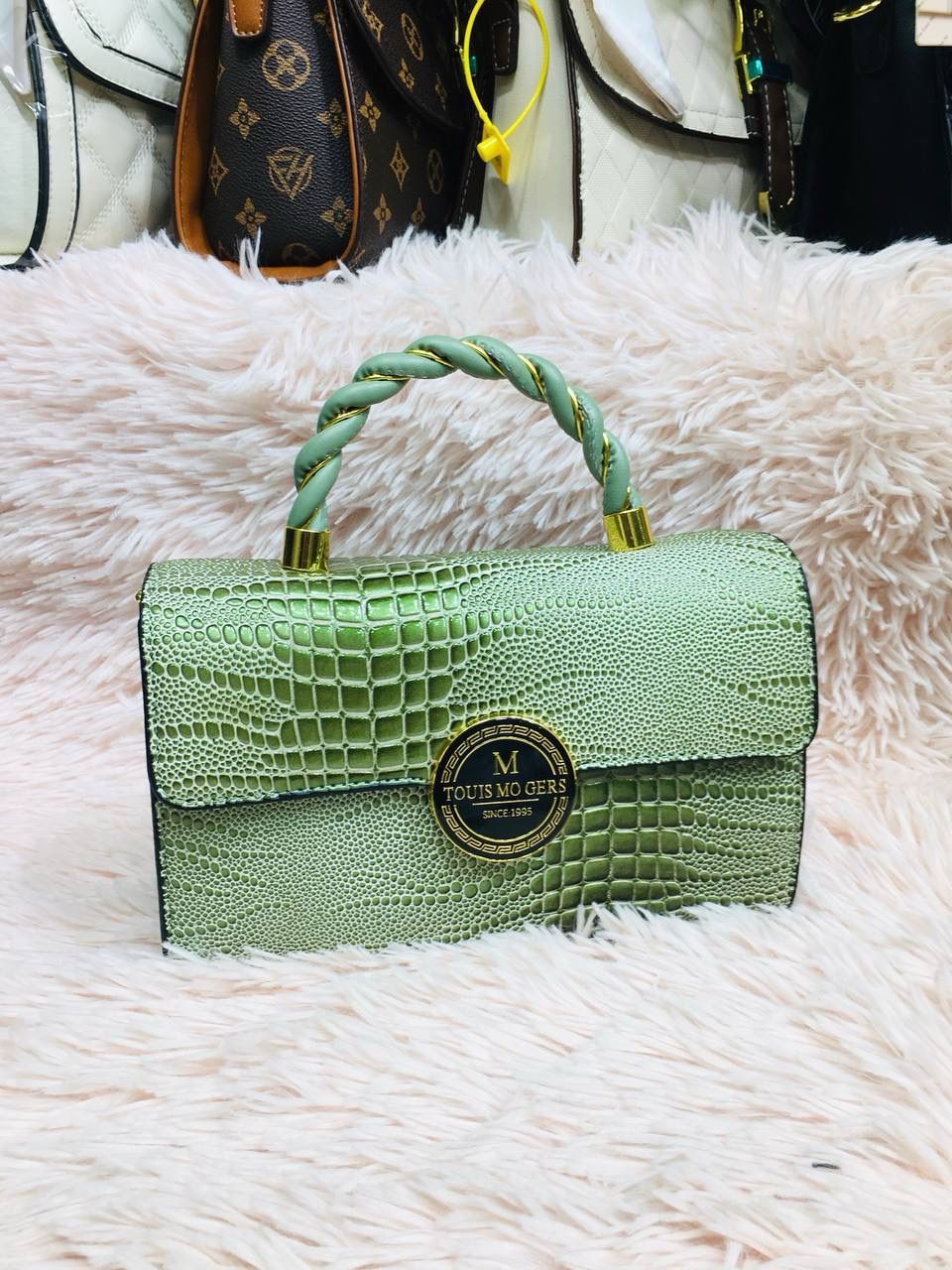 Picture of Most Beauutiful Hand Bag For Girls and Women 