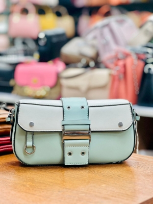 Picture of Most Qualityfull Bag ,Best Leather Based Bag For Girls and Women