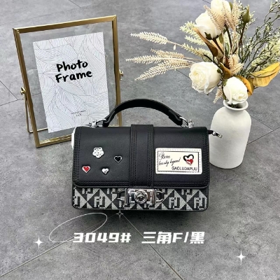 Picture of Most Beauutiful Hand Bag For Girls and Women 