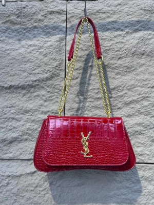 Picture of Best Leather Based ,Easy To Use Bag  For Girls and Women 