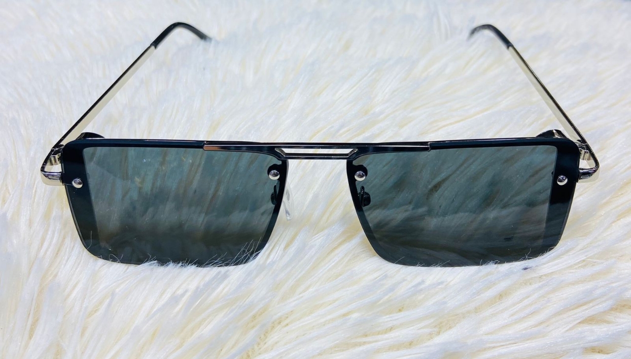 Picture of Men's Fashionable Sunglass 
