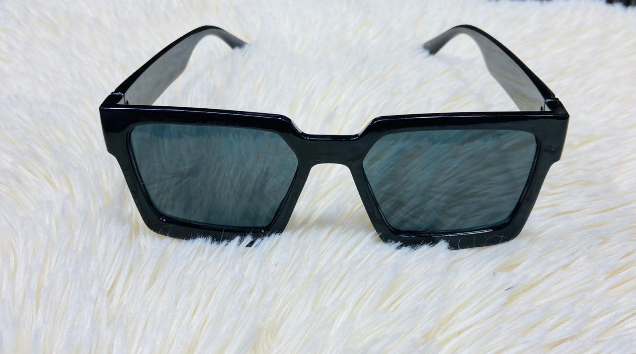 Picture of Men's Fashionable Sunglass 