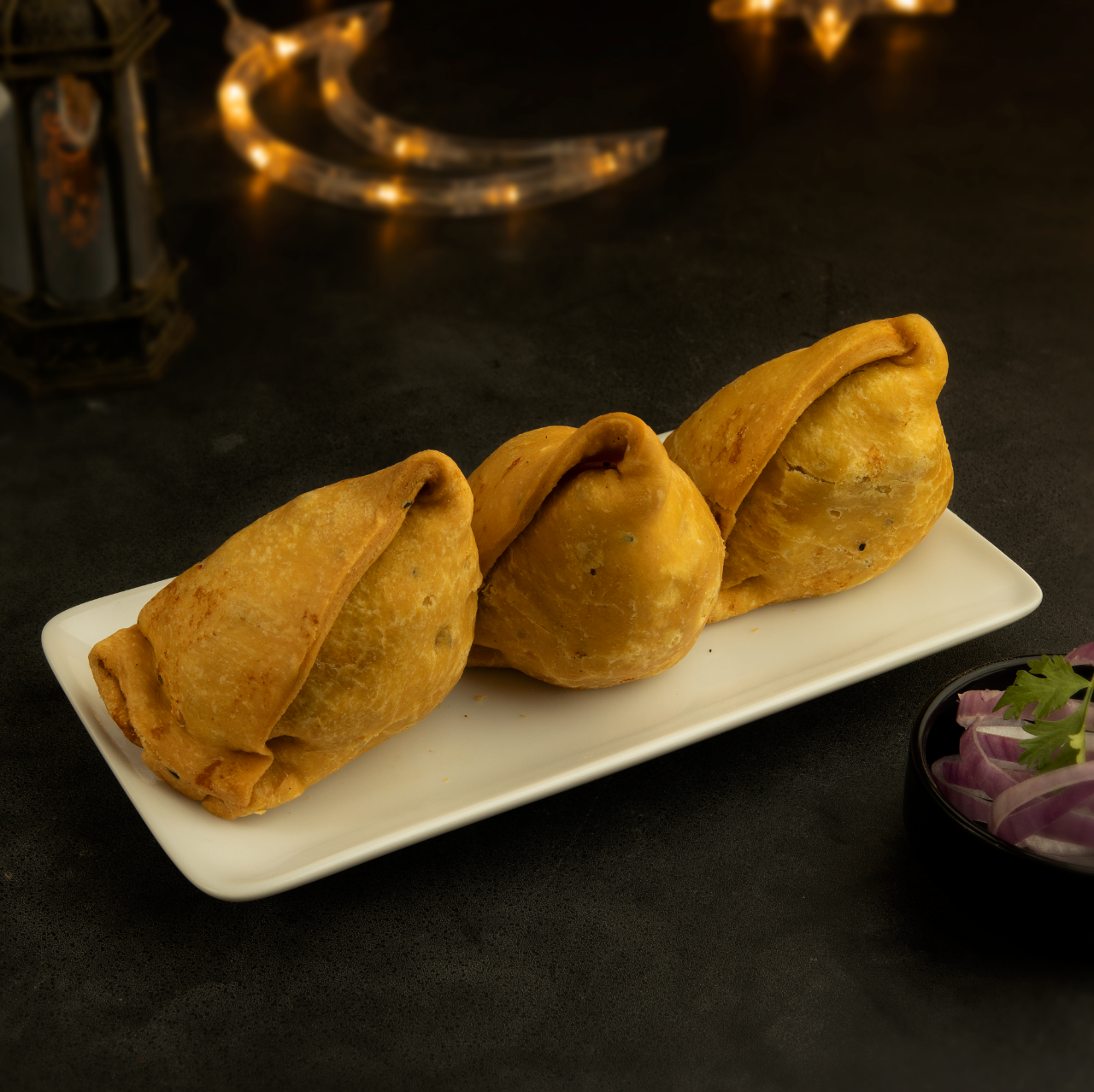 Picture of Mithai Koliza Shingara 1 pc 100gm (Mutton)