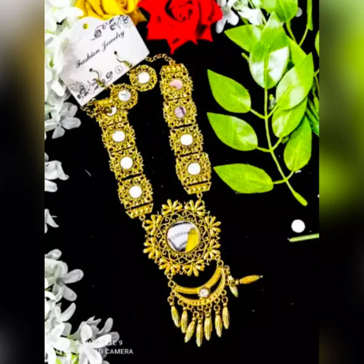 Picture of Beautiful New Style Necklace For Women - Necklace For Girls - Necklace For Girls - Necklace For Girls - Necklace S