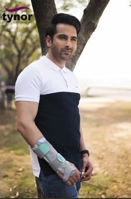 Picture of Tynor Forearm Splint for rigid and secure forearm immobilization