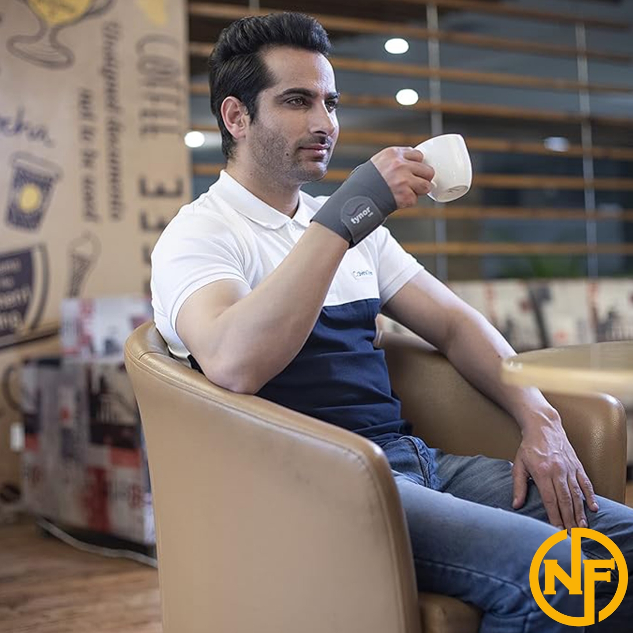 Picture of TYNOR WRIST BRACE WITH THUMB, GREY, 1 UNIT