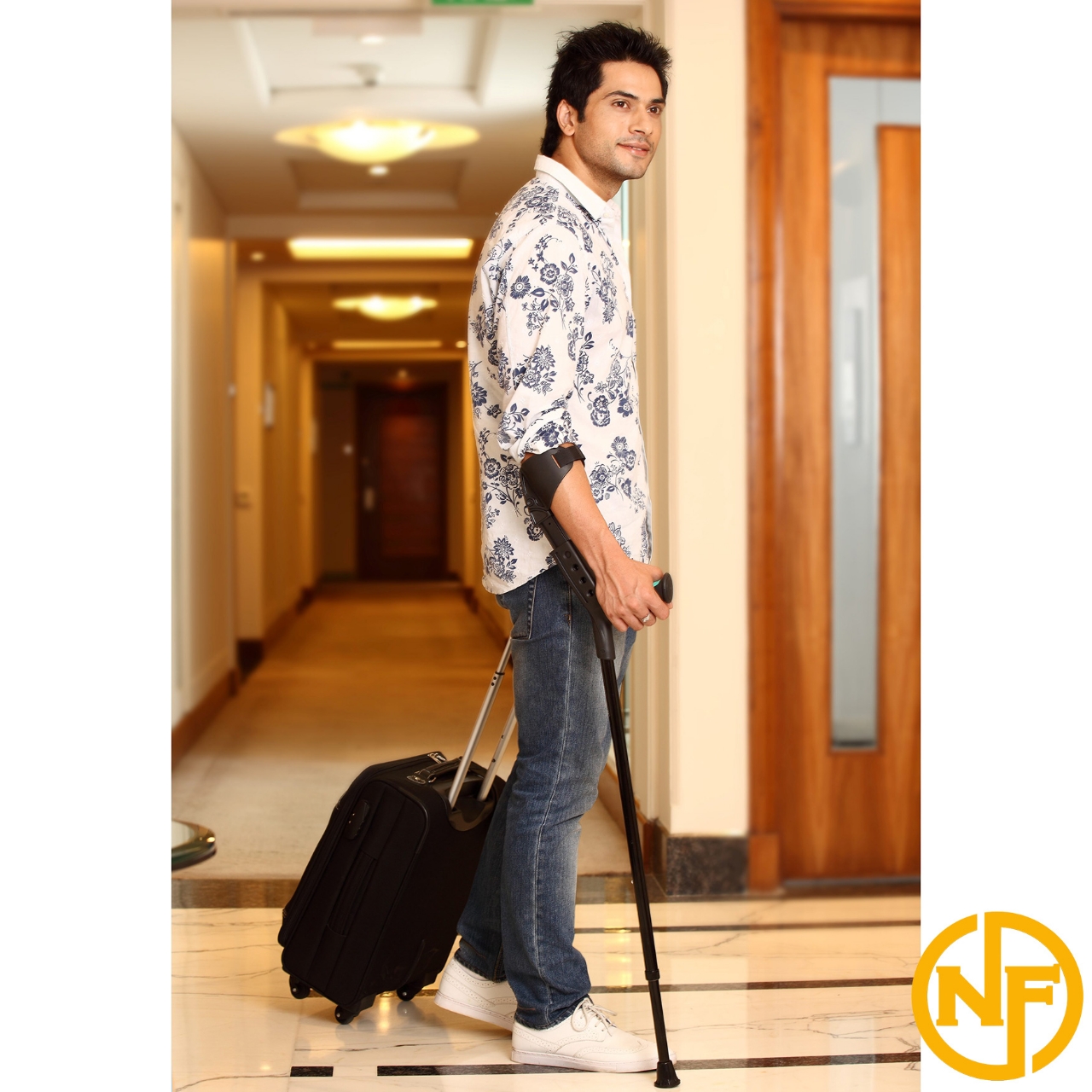 Picture of Elbow Crutch Adjustable - Black and Blue