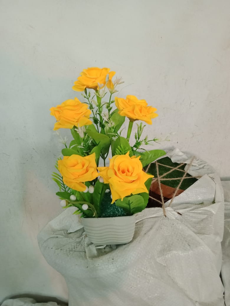 Picture of High-quality High-quality artificial plastic flowers - Home Decoration Item - artificial flower