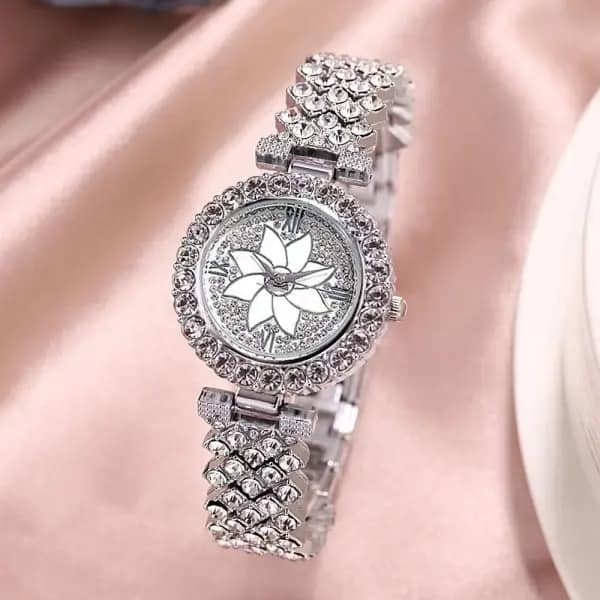 Picture of Fashion Diamond Petal Quartz Watch and Bracelet 2pcs Set for Women Girl Casual Watches