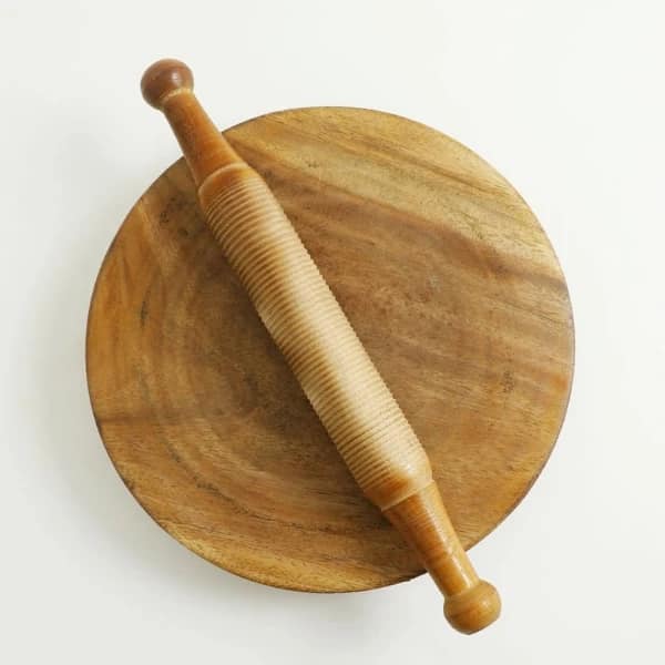 Picture of Sheesham Wood - Easy to Use and Clean - Beautifully patterned rolling board - Wooden Piri Belon - Roti Maker