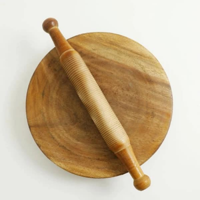 Picture of Sheesham Wood - Easy to Use and Clean - Beautifully patterned rolling board - Wooden Piri Belon - Roti Maker
