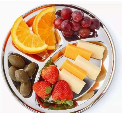 Picture of Divided Plate/ Stainless Steel Plate/ Divided Plate 4 Section -(Diameter-28cm)