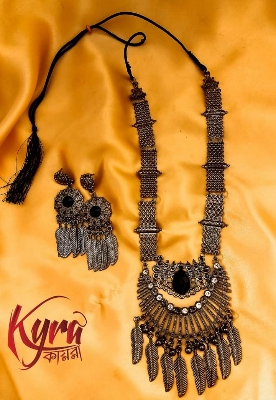 Picture of Wonderful Necklace set For women