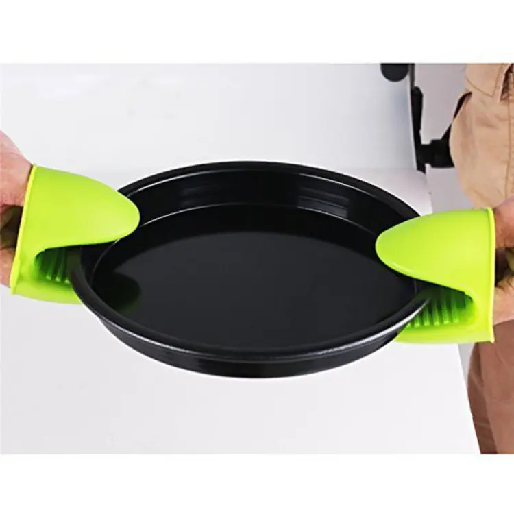 Buy  Silicone Hand Clip for The Kitchen Pots Hand Holder Clip Kitchen Oven Gloves & Mitt for Kitchen(Set of 2, Multicolor) Online in Bangladesh