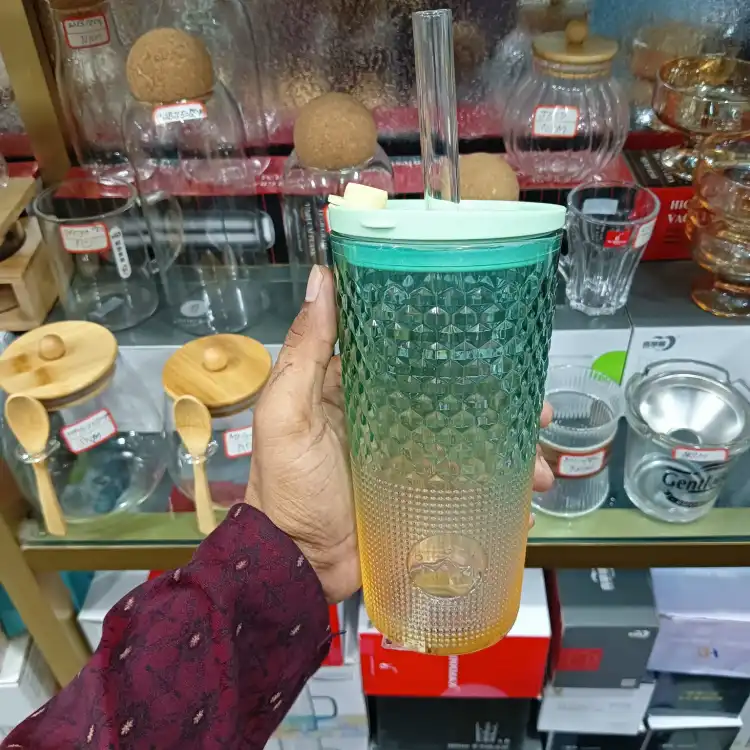 Buy Glass Tumbler With Lid and glass strow 22oz Clear Iced Coffee Cup W/Vintage Versatile Glass at Best Price In Bangladesh