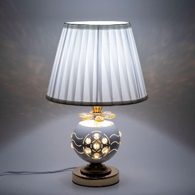 Picture of White and Golden Color Metal Body with Stone Design with Cloth Made Shade