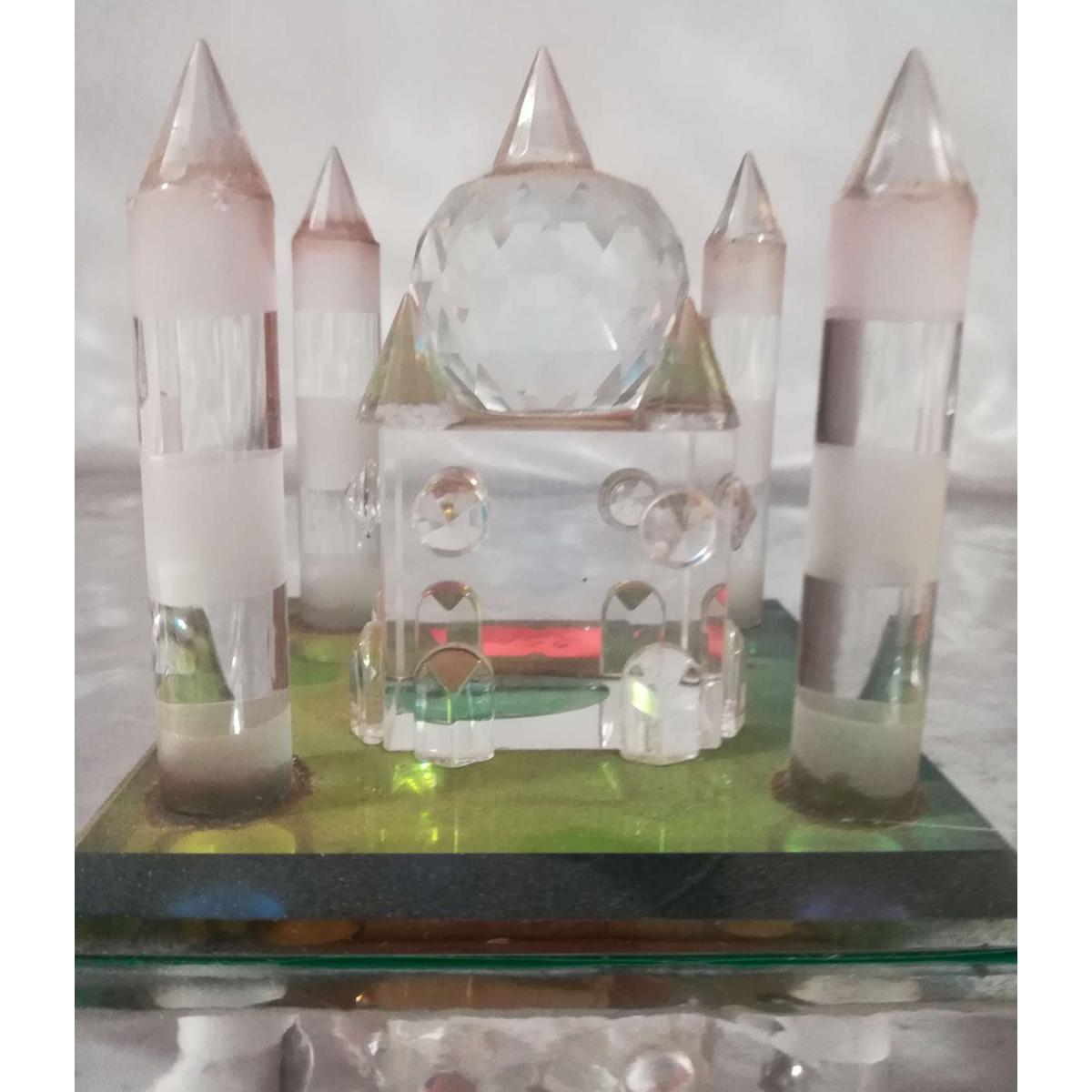 Picture of Christel Tajmohol Showpiece