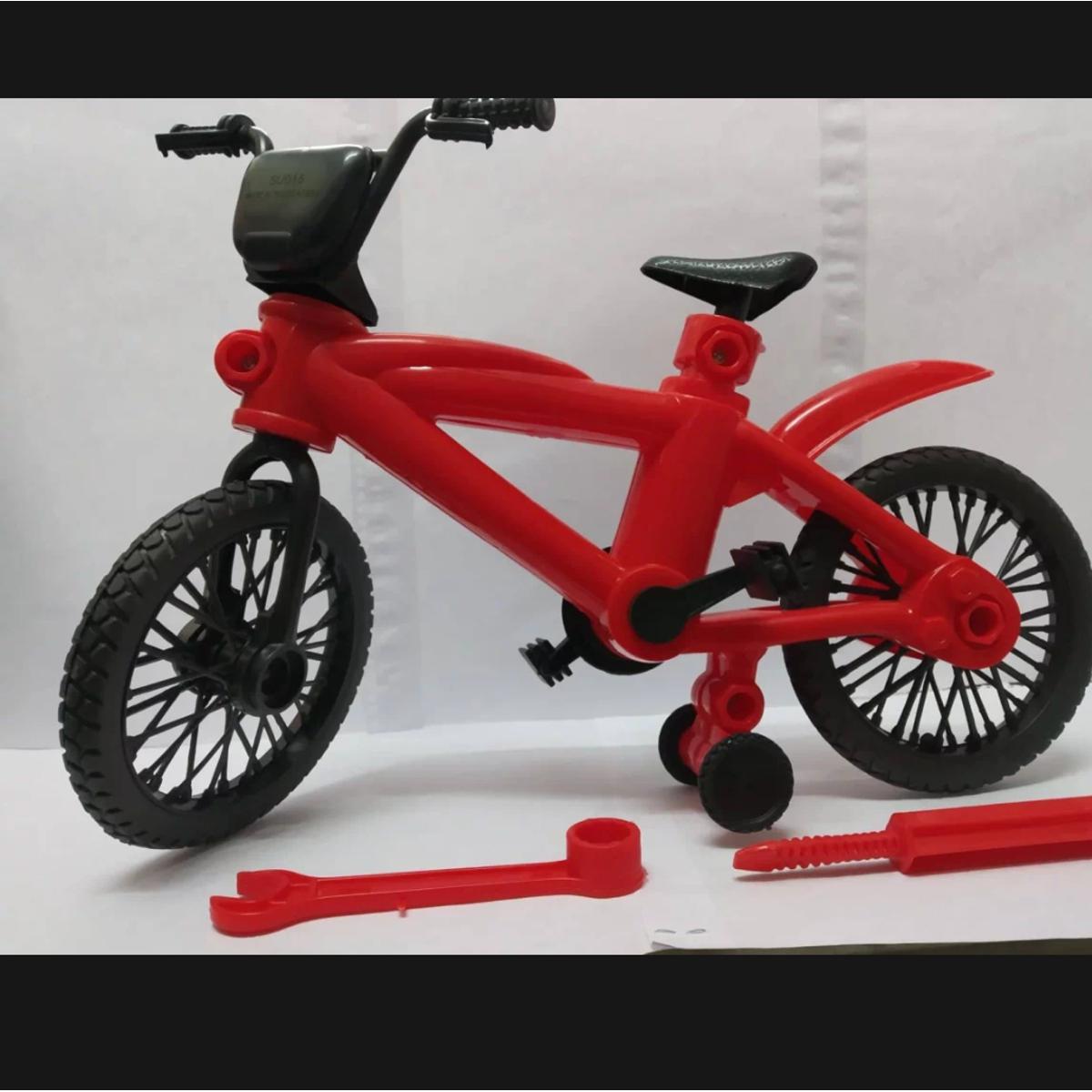 Picture of RED Mechanic Cycle