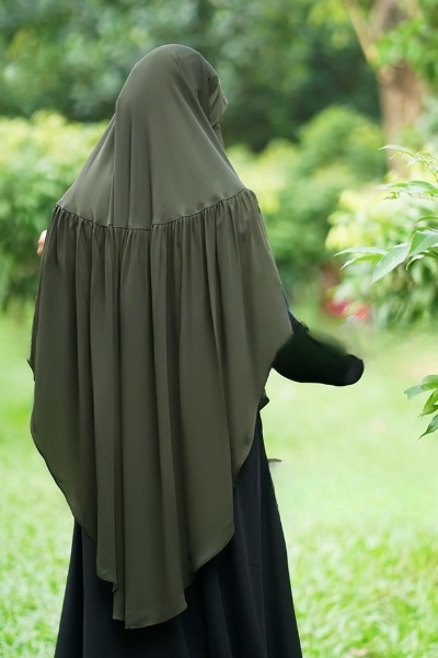 Picture of Hijab Big Size Hijab Fashion Women Dubai Cherry Headscarf Ready To Wear Instant Hijab Scarf Muslim Shawl Islamic Hijabs Arab Wrap Head Scarves Design