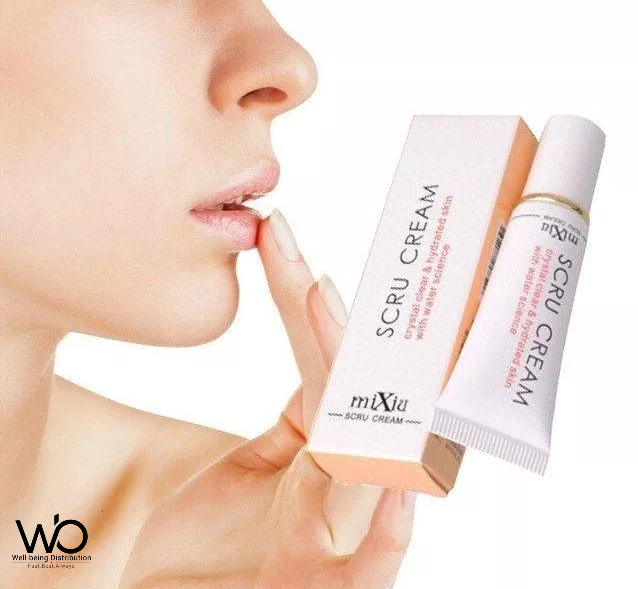 Picture of Mixiu Scru Cream Lip Care 11.5gm