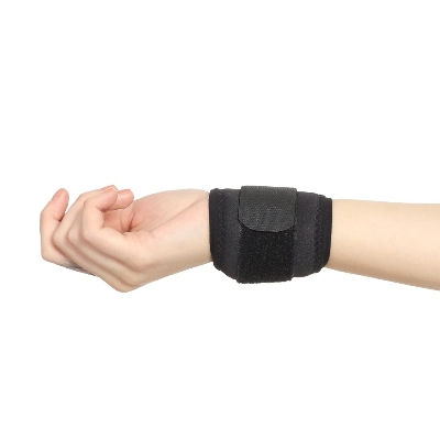 Picture of Zippy Wrist Brace With Double Lock Pack of 1