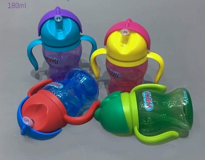 Picture of Baby Mumpot Waterbottle Minitree Boom Crystal Color Training Plastic Cup with Handle 9m+ 180ml (Multicolor)