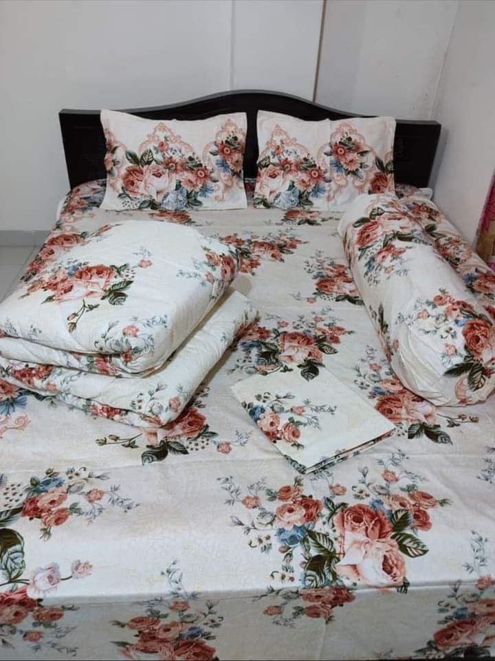 Picture of Premium Quality Twill  Fabric Comforter set 5 in 1