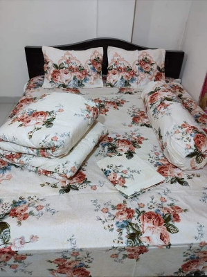 Picture of Premium Quality Twill  Fabric Comforter set 5 in 1