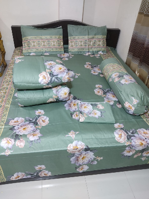 Picture of Premium Quality Twill  Fabric Comforter set 5 in 1