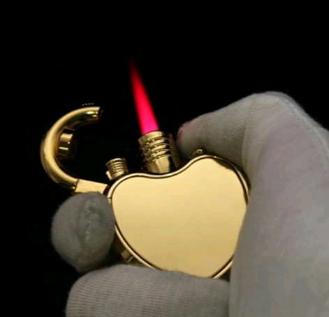 Picture of Exclusive Fashion Cigarettes Lighter