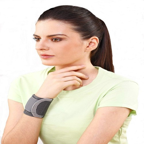 Picture of Tynor Wrist Brace with Double Lock-E05