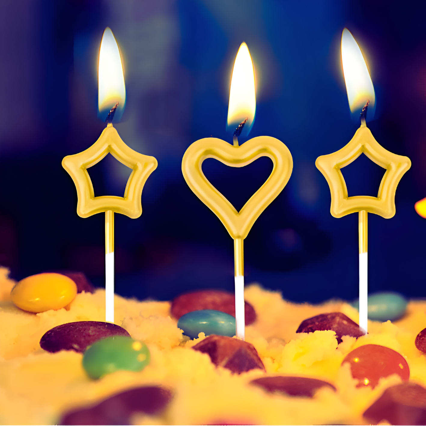 Heart Love and Star Shaped Cake Candles – Perfect for Birthday, Anniversary, Mom To Be, Baby Shower, and Wedding Party Decorations – Set of 3 Pcs