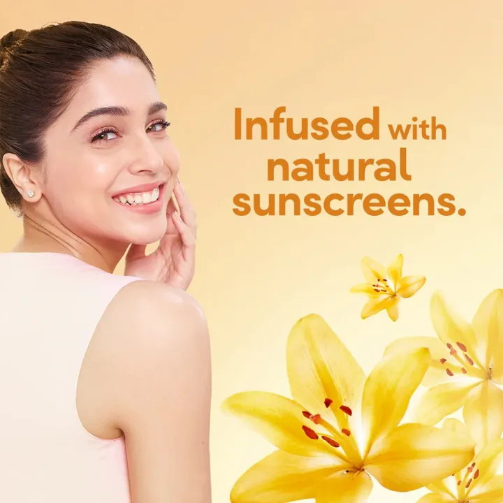 Picture of Ponds Sandal Radiance Talcum Powder with Natural Sun Protection| Perfumed Talc with Goodness of Real Sandalwood Oil for Smooth & Radiant Skin