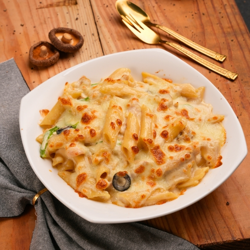 Buy Creamy Garlic Chicken Pasta at Best Price In Bangladesh