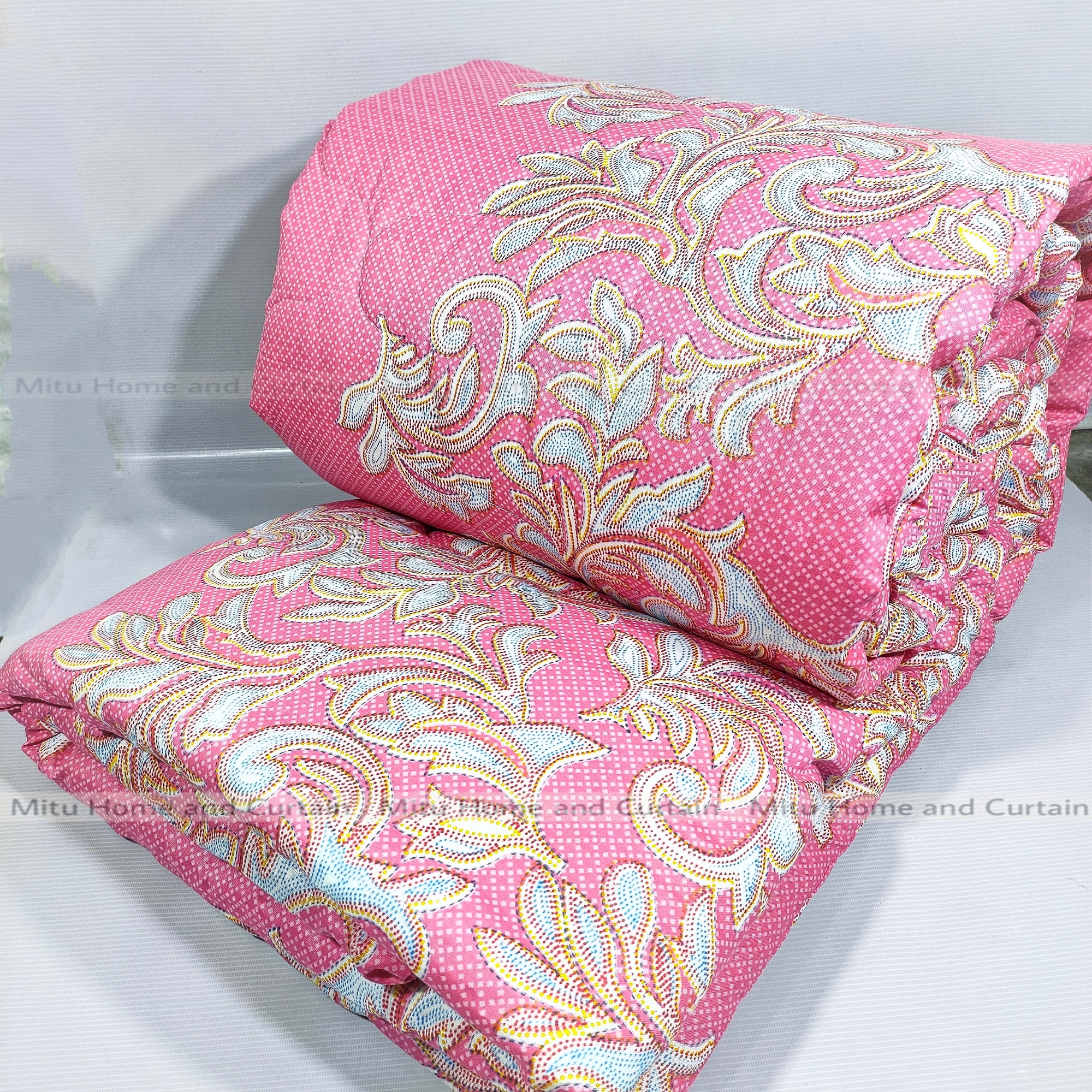 Buy Comforter for Winter King size Exclusive Comforter with Mix Cotton fabric (2.2-2.5Kg) 84*90 inch European cube style (1pcs Box) White , Red , Pink , Blue at Best Price In Bangladesh