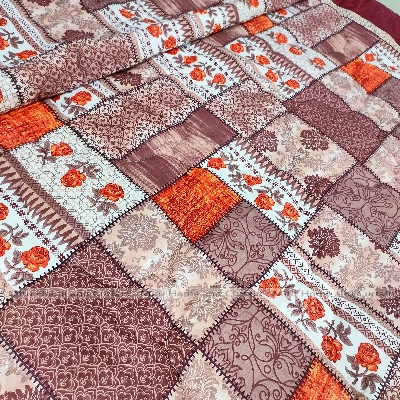 Buy Comforter for Winter King size Exclusive Comforter with Full Cotton fabric (2.6-3kg) 84*90 inch European cube style (1pcs Box) White , Red , Pink , Blue at Best Price In Bangladesh